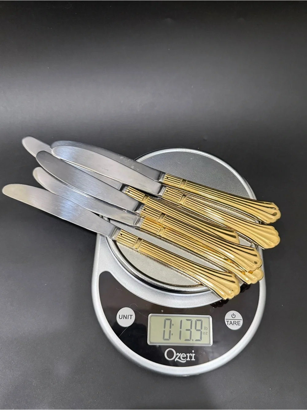 6pc Cambridge Tracy Stainless Steel Gold-plated Scalloped Handle Dinner Knives